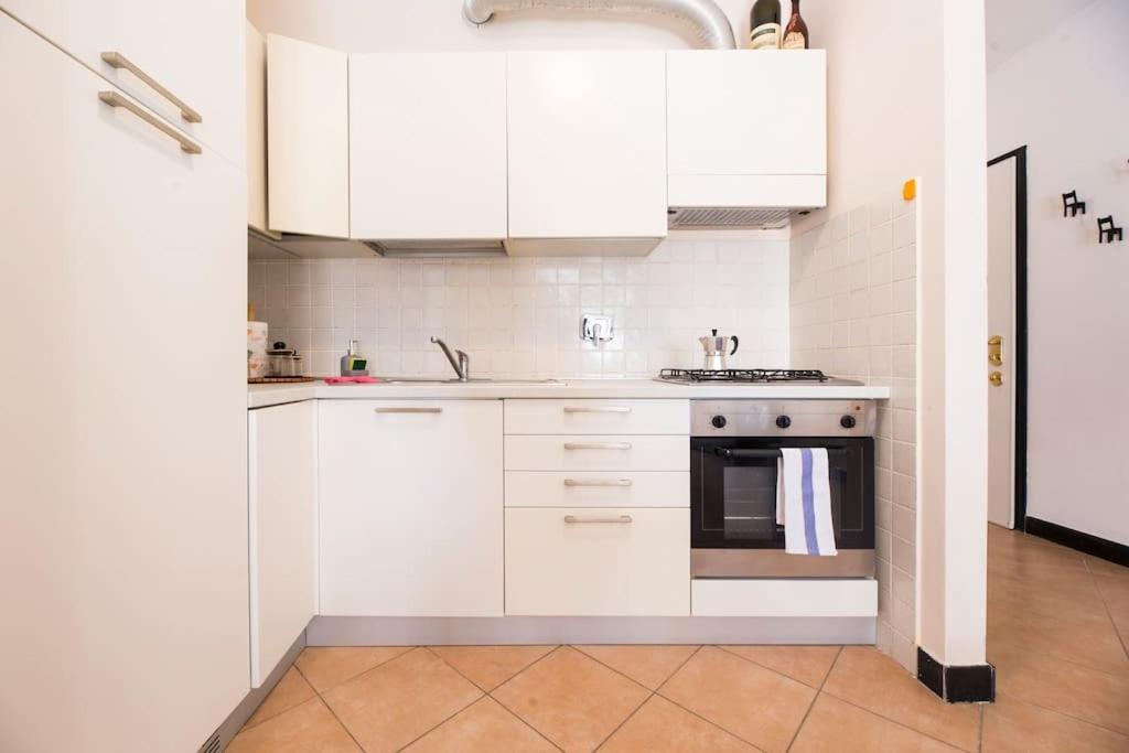 Prione'S Apartment Genoa Exterior photo